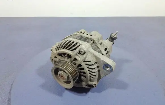 Suzuki Swift II Generator/alternator 3140085L02