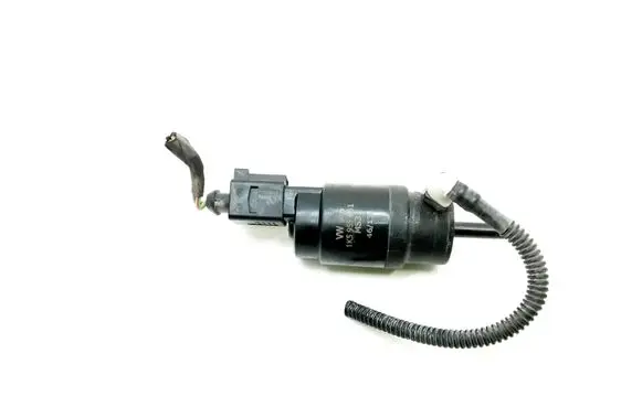 Volkswagen PASSAT B7 USA Windscreen/windshield washer pump 1K5955651