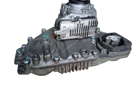 Gearbox transfer box case