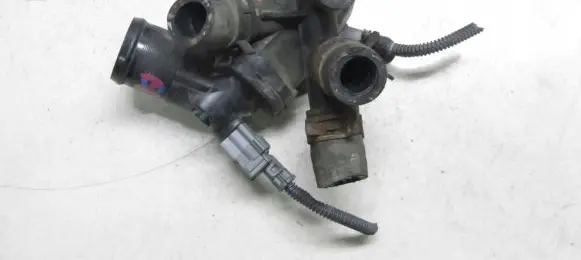 Nissan Qashqai Thermostat/thermostat housing