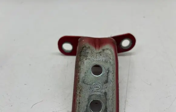 KIA Stinger Front door lower hinge 