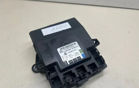 Mercedes-Benz A W169 Door control unit/module A1698201285 10001761
