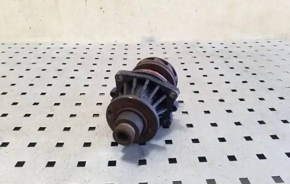 Opel Omega B1 Water pump