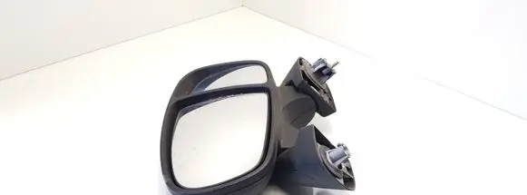 Nissan Primastar Front door electric wing mirror 