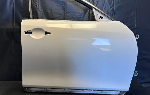 Infiniti FX Front door 5476366766775744
