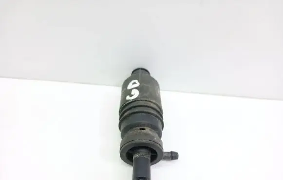 Audi A4 S4 B5 8D Windscreen/windshield washer pump 10080206