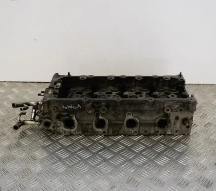 Toyota Previa (XR30, XR40) II Engine head 1110127040