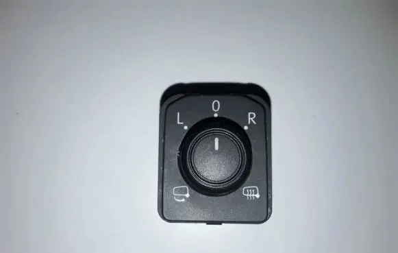 Volkswagen PASSAT B8 Wing mirror switch 3G0959565B