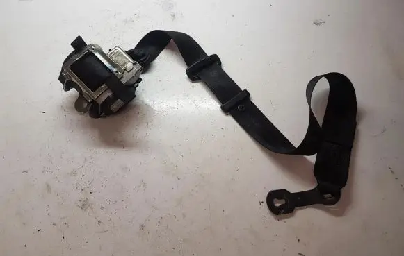 Audi A8 S8 D2 4D Front seatbelt 566353001 A879