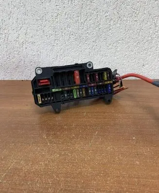 BMW 7 E65 E66 Fuse module 6113690058303 10688710