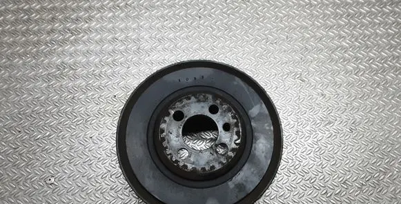 Audi A4 S4 B5 8D Crankshaft pulley 058105251E