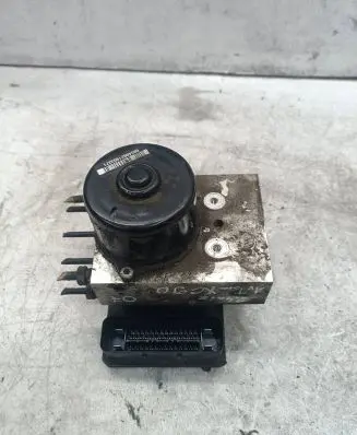 Volvo XC90 ABS Pump 30793445