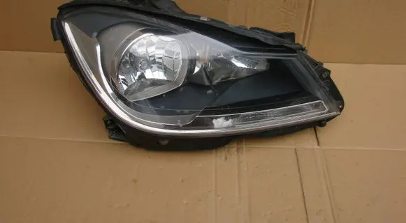Mercedes-Benz C W204 Headlight/headlamp 084401195R 08-440-1195R