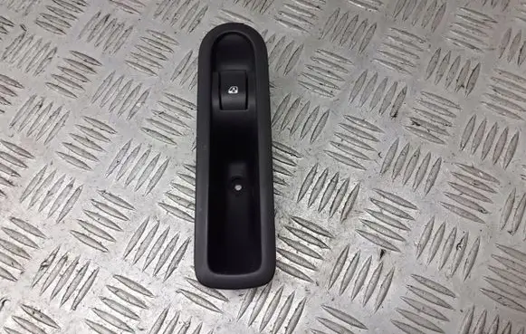 Renault Megane II Quarter vent window switch 156013870