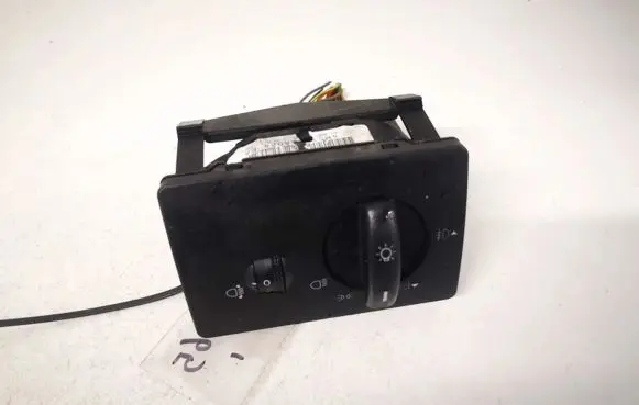 Ford Focus Light switch 4m5t13a024ea