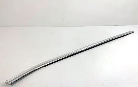 BMW X5 F15 Front door glass trim molding