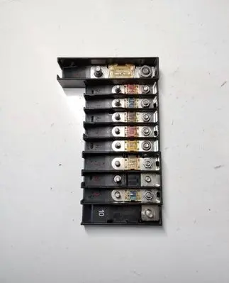 Volkswagen Transporter - Caravelle T5 Fuse module 7H6970187FM