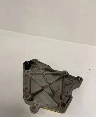 Opel Meriva A Engine mounting bracket 55206511