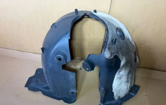 Renault Clio V Front wheel arch liner splash guards 638406878R