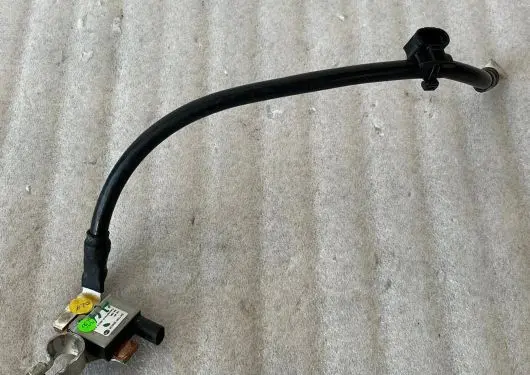 Audi A4 S4 B9 Negative earth cable (battery) 8B3915181A