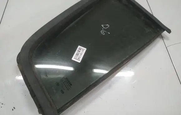 Nissan Pathfinder R51 Rear vent window glass as3