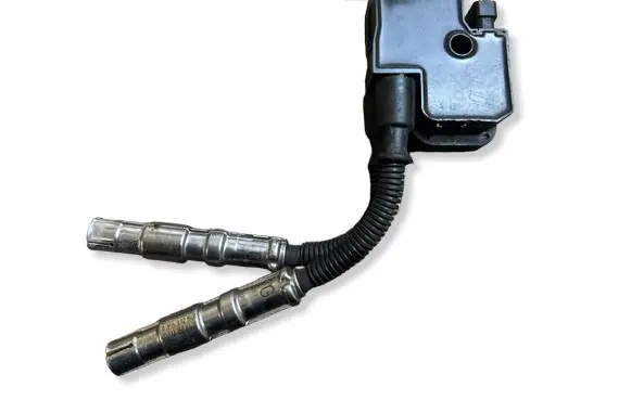 Mercedes-Benz SL R230 High voltage ignition coil A0001587803