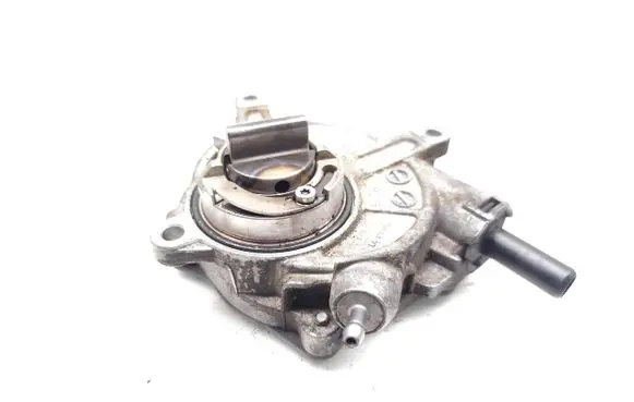 Mercedes-Benz SLK R171 Vacuum pump A2722300465