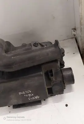 Toyota Yaris Valve vacuum 22204-33010