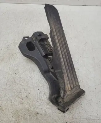 Volkswagen PASSAT B6 Accelerator throttle pedal 1K1721503P
