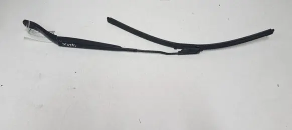 Citroen DS3 Windshield/front glass wiper blade 9683828280