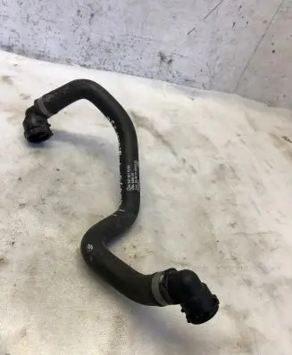 Mercedes-Benz GLA H247 Engine coolant pipe/hose A2475011064