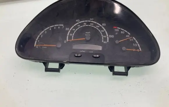 Mercedes-Benz Sprinter W901 W902 W903 W904 Speedometer (instrument cluster) A0014460821 235815