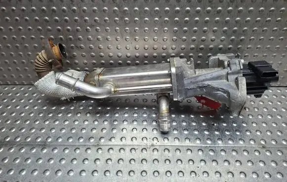 Citroen C-Crosser EGR valve S26279789 9656911780