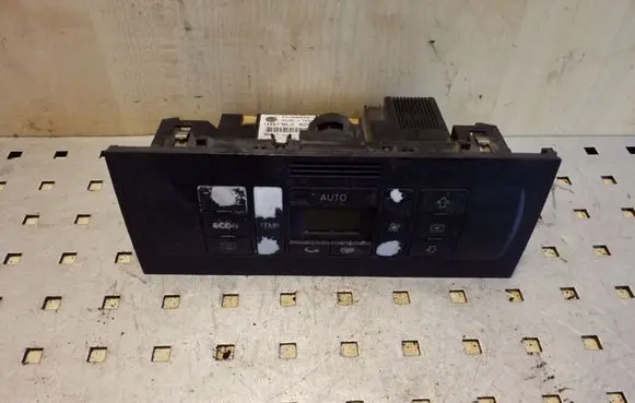 Audi A3 S3 8L Climate control unit 5HB00818410