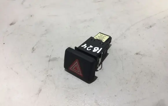 Audi A4 S4 B7 8E 8H Hazard light switch 8E0941509