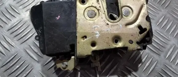 Citroen C5 Front door lock