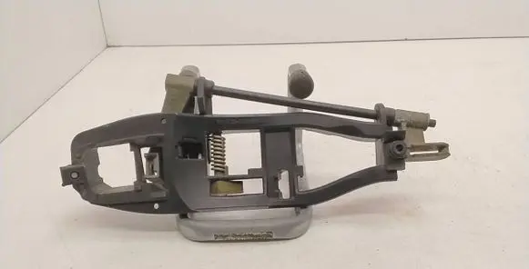 Front door exterior handle/bracket