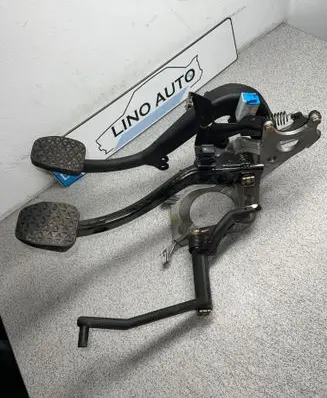 BMW 5 E39 Pedal assembly 1164854