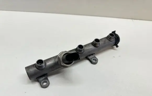 Audi A6 S6 C6 4F Fuel main line pipe