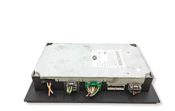 Jaguar XF X250 Sound amplifier 6H5218C808DD PMJG803A 031421