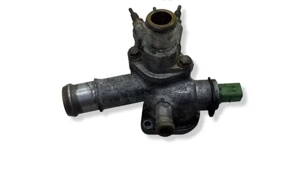 Skoda Octavia Mk1 (1U) Thermostat/thermostat housing 038121133A