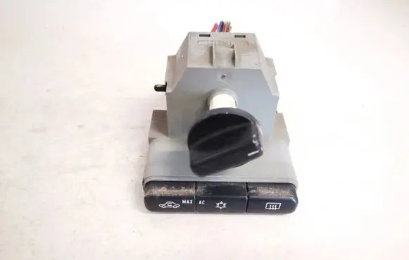 Windscreen/window heater switch