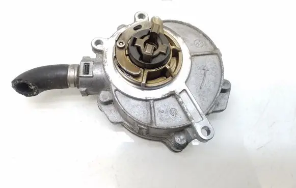 Audi A5 8T 8F Vacuum pump 06E145100R
