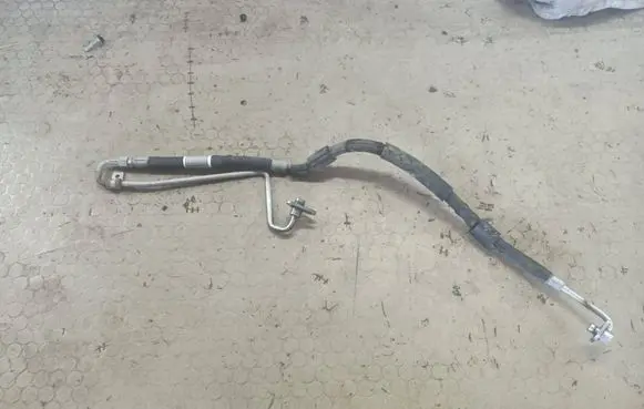 Audi A4 Allroad B8 Power steering hose/pipe/line 8K1422893DB
