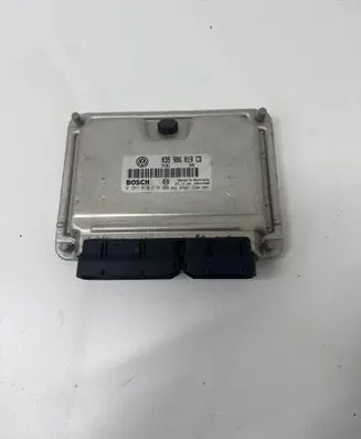Volkswagen PASSAT B5 Engine control unit/module 038906019CD 0281010218 28SA4308