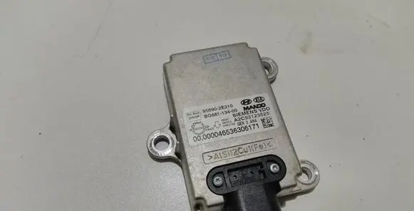 KIA Carens II ESP acceleration yaw rate sensor 956902E310 A2C53123525