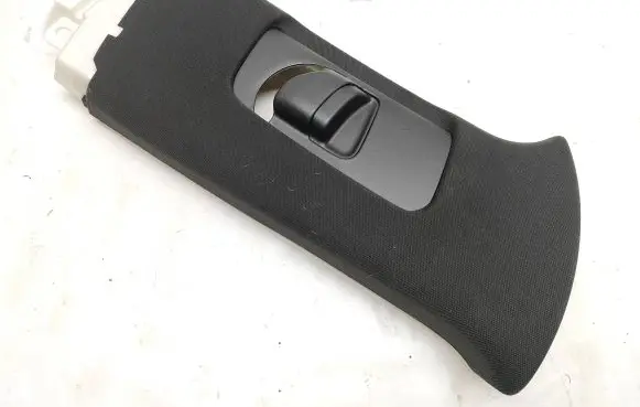 Toyota RAV 4 (XA50) (B) pillar trim (top) 7313512040 7302312030