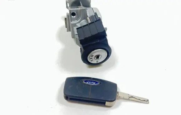 Ford Focus C-MAX Ignition lock 3M513F880AB