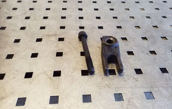 Hyundai ix35 Fuel Injector clamp holder