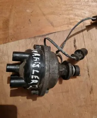 Chrysler Grand Voyager III Spark distributor 